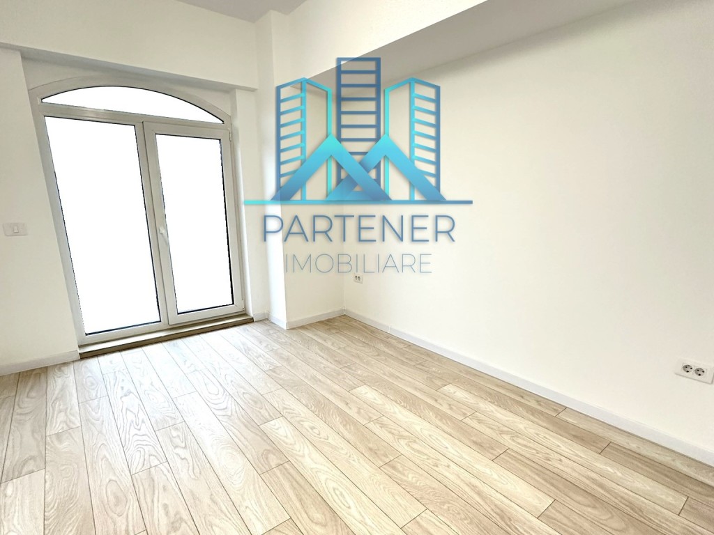2 BAI! Apartament 3 camere, 78 mp, Pacurari - Contemporan + 2 Parcari Subterane Incluse!