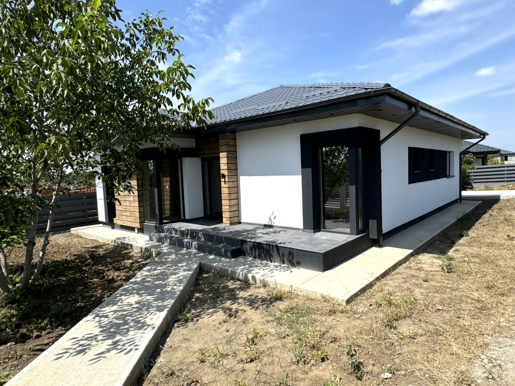 https://www.partener-imobiliare.ro/ro/vanzare-houses-villas-4-camere/iasi/finalizata-incalz-in-pard-casa-4-camere-bucium-visan_2947 https://www.partener-imobiliare.ro/ro/vanzare-houses-villas-4-camere/iasi/finalizata-incalz-in-pard-casa-4-camere-bucium-visan_2947