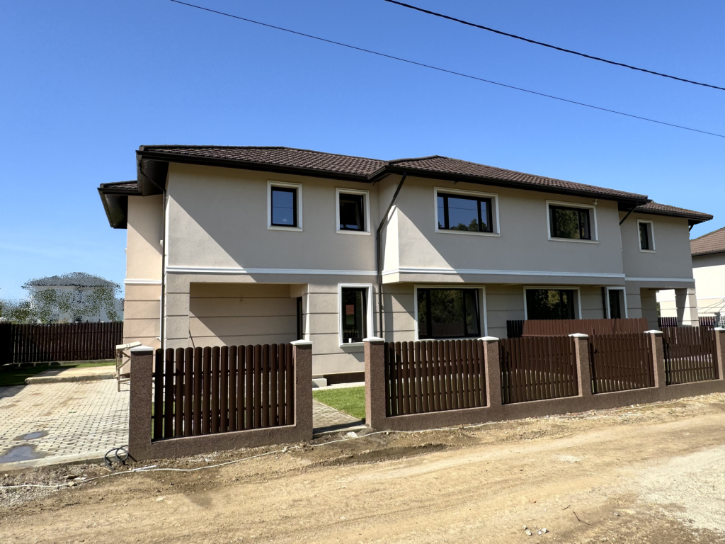 https://www.partener-imobiliare.ro/ro/vanzare-houses-villas-4-camere/miroslava/gazon-canalizare-2-dressing-uri-vila-miroslava-valea-ursului_2950 https://www.partener-imobiliare.ro/ro/vanzare-houses-villas-4-camere/miroslava/gazon-canalizare-2-dressing-uri-vila-miroslava-valea-ursului_2950