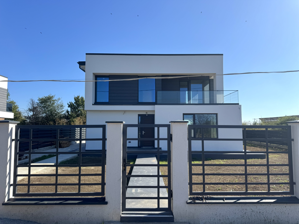 CANALIZARE! 500 mp teren! Incalz pard! Gazon! Vila 5 camere, Miroslava