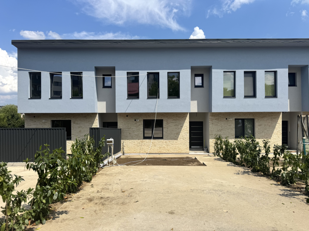 https://www.partener-imobiliare.ro/ro/vanzare-houses-villas-4-camere/iasi/asfalt-canalizare-incalz-in-pard-vila-4-camere-bucium-visan_3051 https://www.partener-imobiliare.ro/ro/vanzare-houses-villas-4-camere/iasi/asfalt-canalizare-incalz-in-pard-vila-4-camere-bucium-visan_3051