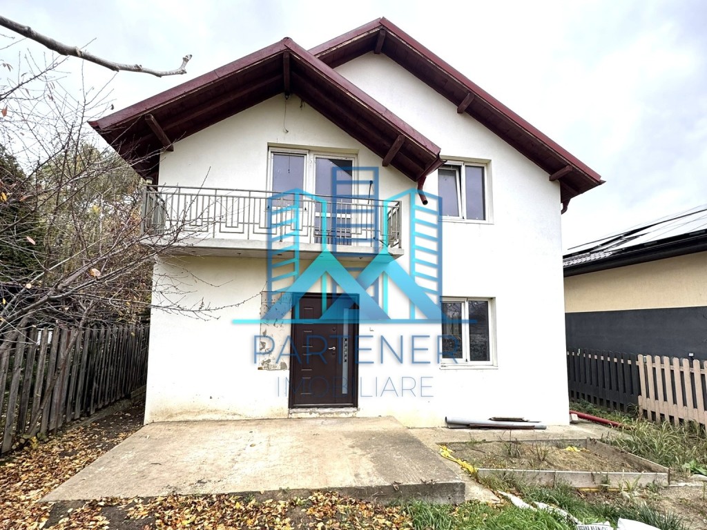 Vila 5 camere, 130 mp, 500 mp teren, Valea Lupului - Mall Moldova