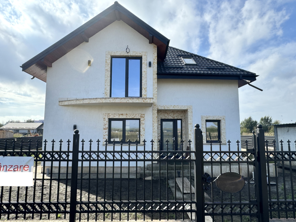 5 camere! 500 mp teren! Incalzire in pardoseala! Vila Dancu - Holboca