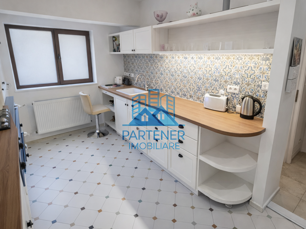 Apartament 3 camere 95 mp Copou Universitate mobilat+utilat bloc 1995