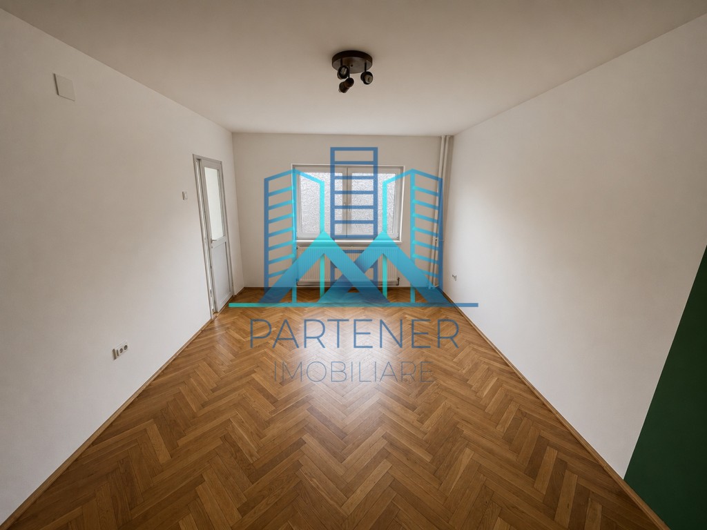 https://www.partener-imobiliare.ro/ro/vanzare-apartments-2-camere/iasi/apartament-2-camere-et-1-decomandat-pacurari-canta-liber-renovat-54-mp_3137