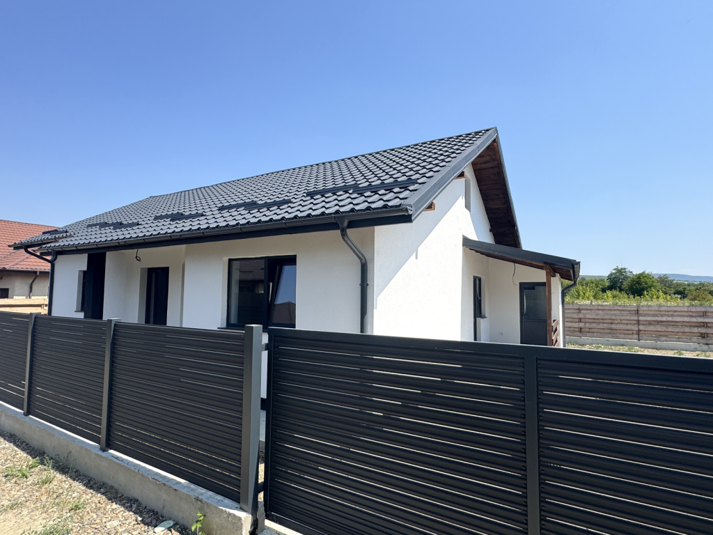 https://www.partener-imobiliare.ro/ro/vanzare-houses-villas-3-camere/iasi/magazie-langa-asfalt-finalizata-casa-lunca-cetatuii_3147