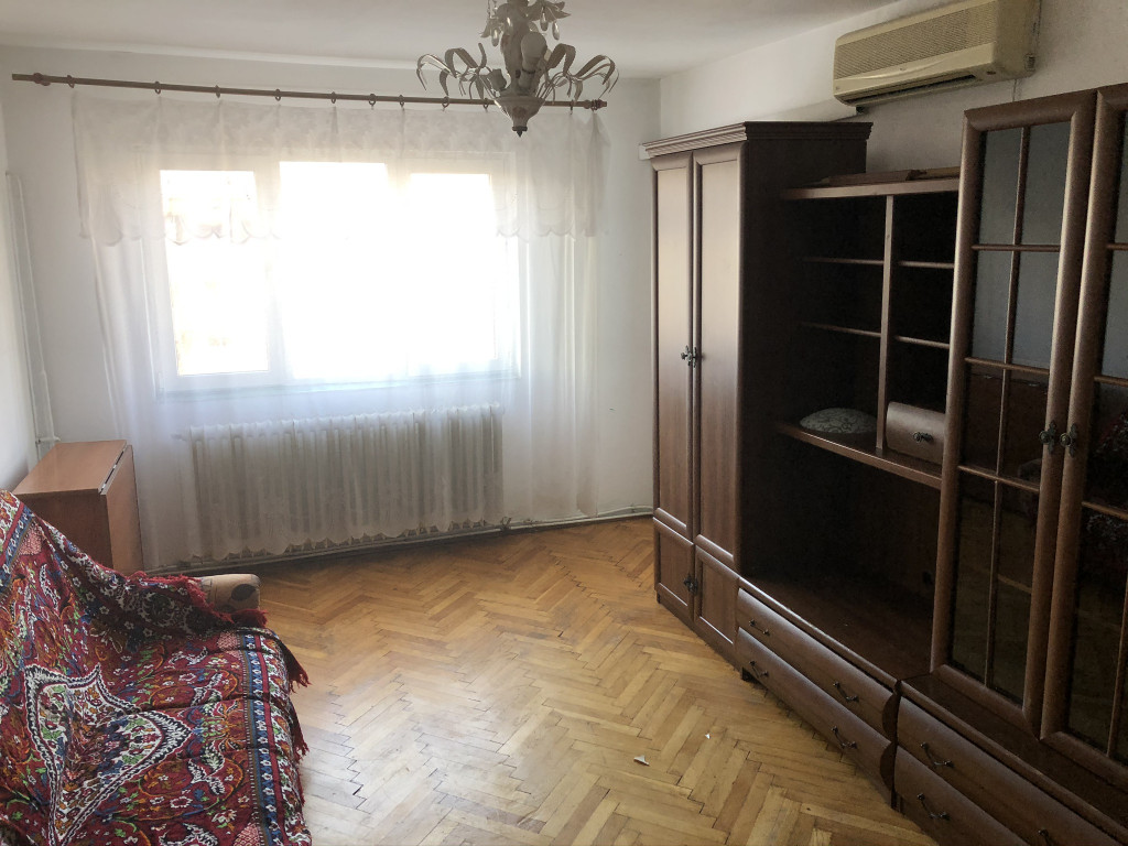 https://www.partener-imobiliare.ro/ro/vanzare-apartments-3-camere/iasi/apartament-3-camere61-mppodu-de-piatra-nicolae-iorgamobilat_502 https://www.partener-imobiliare.ro/ro/vanzare-apartments-3-camere/iasi/apartament-3-camere61-mppodu-de-piatra-nicolae-iorgamobilat_502